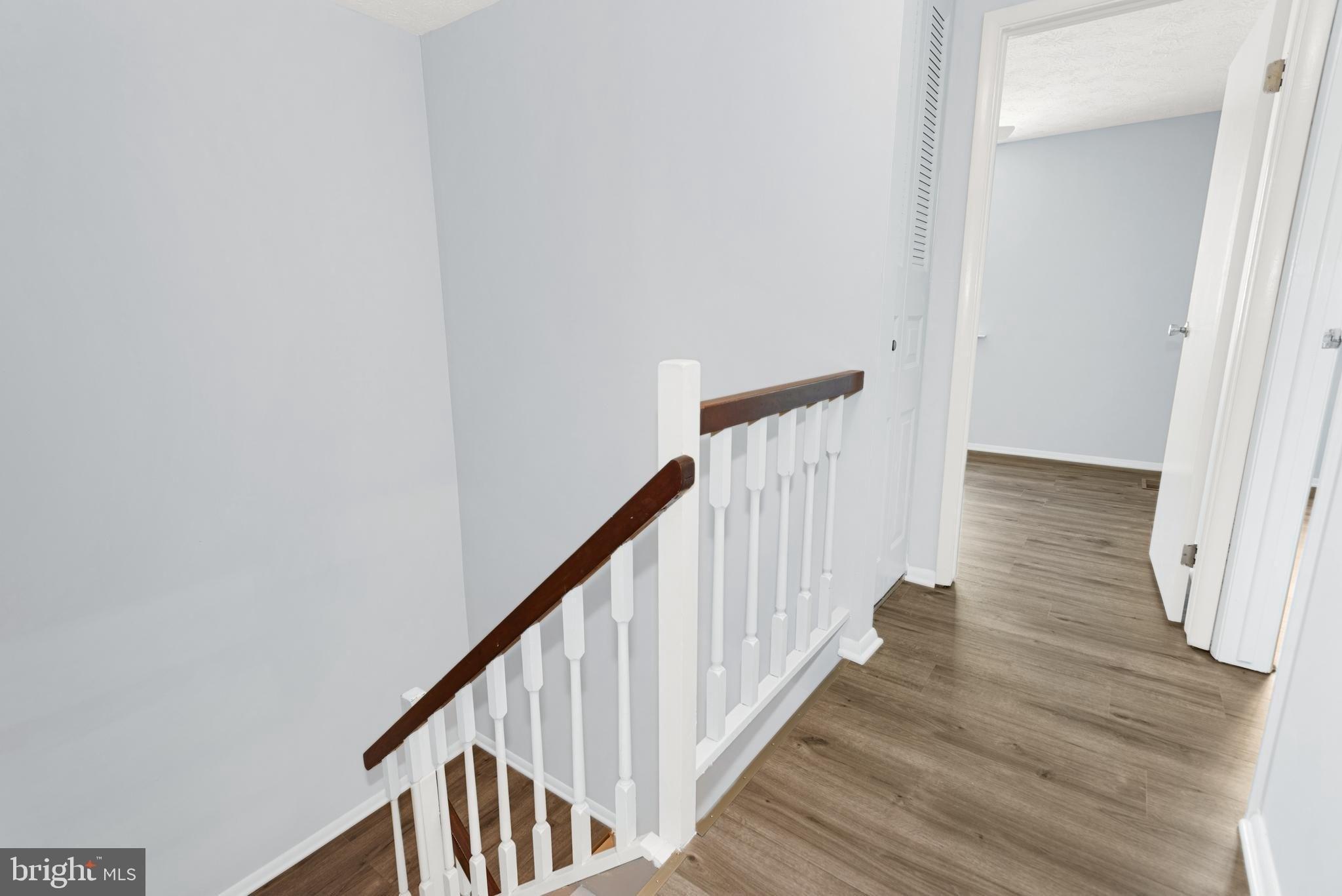 Bridgehampton Ct, Falls Church, VA 22042
