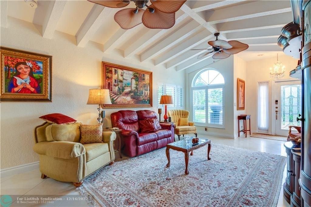 Ne 21st Ave, Fort Lauderdale, FL 33306