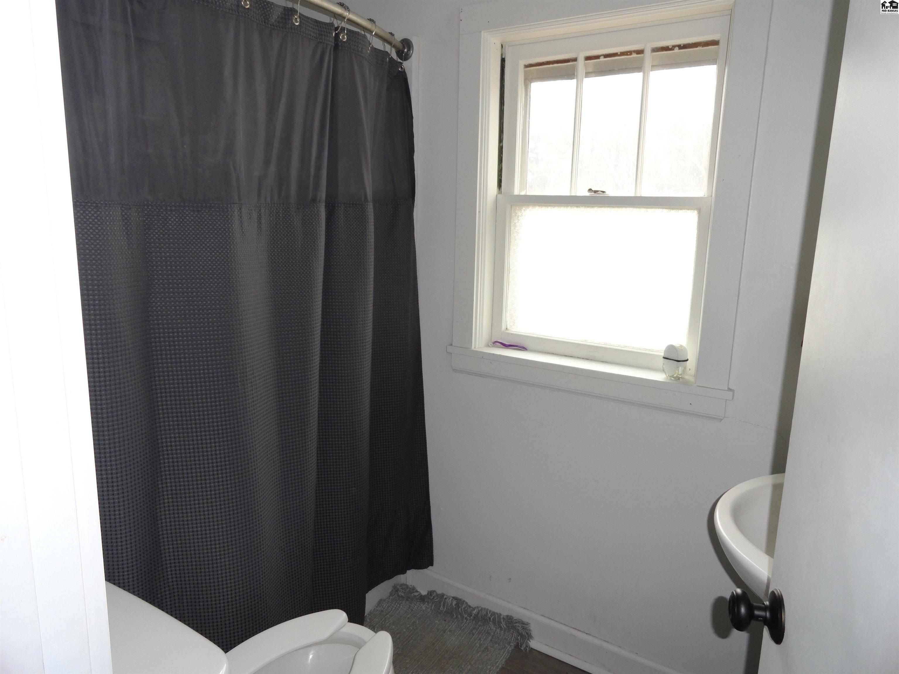 Allison St, Mcpherson, KS 67460