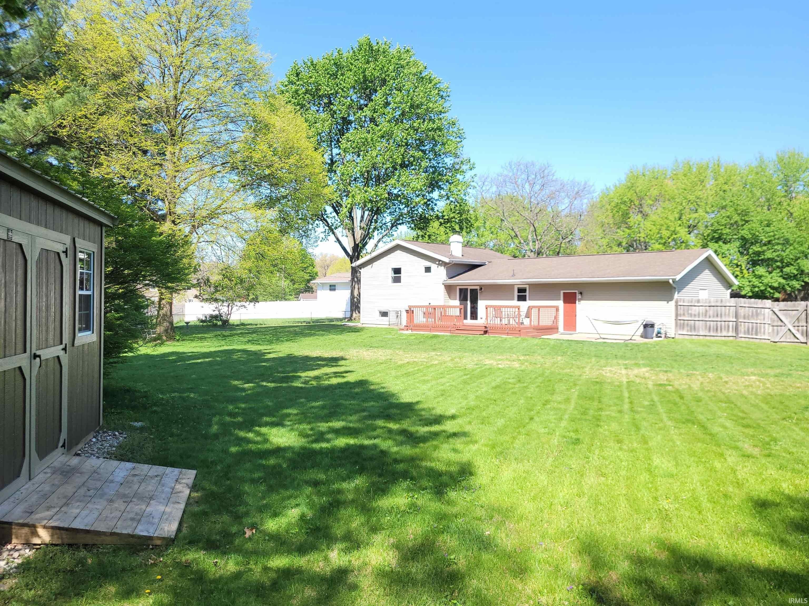 Holly Ct, South Bend, IN 46637