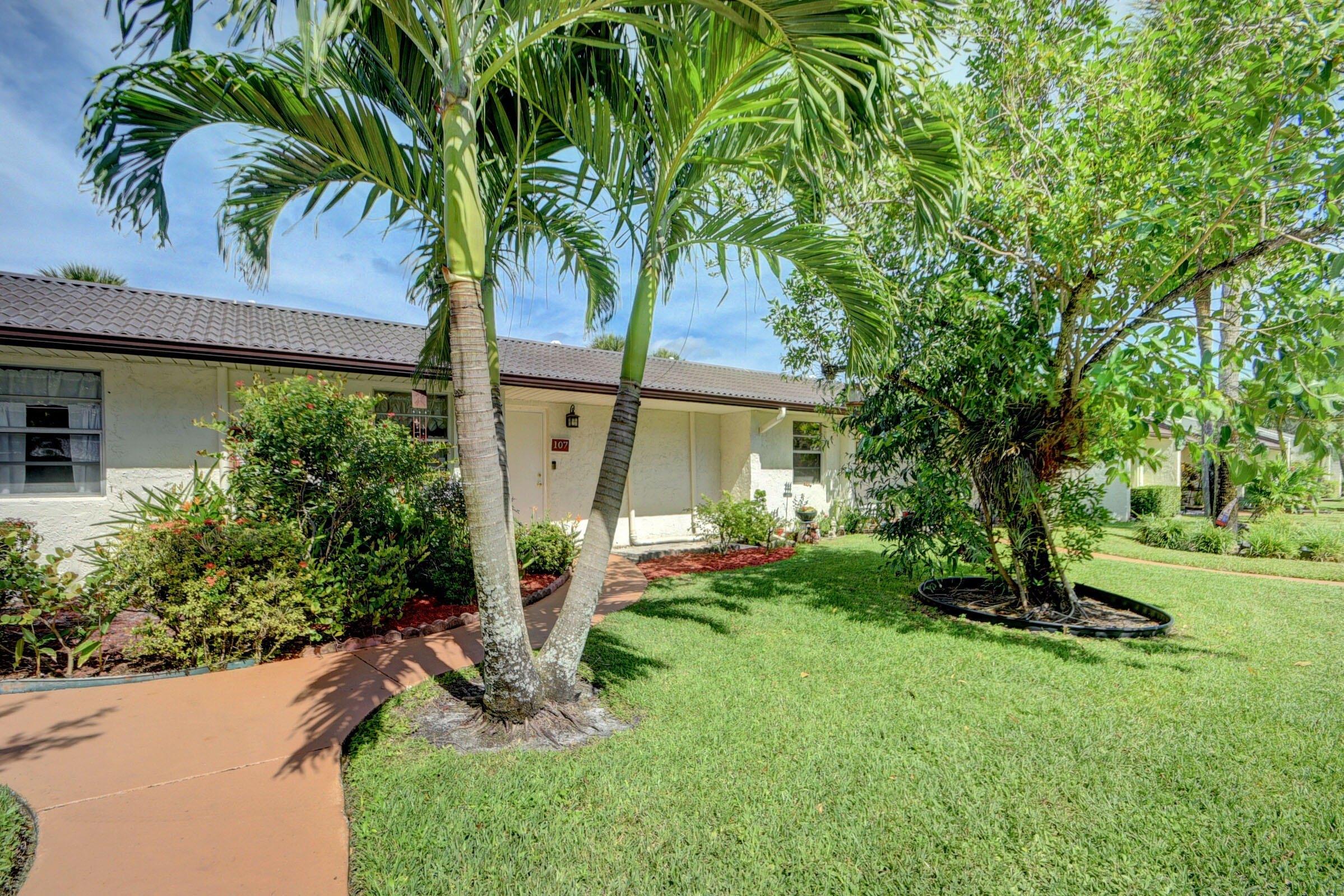 Lake Olive Dr, West Palm Beach, FL 33411