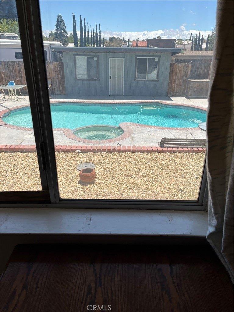 Ottawa St, Victorville, CA 92395