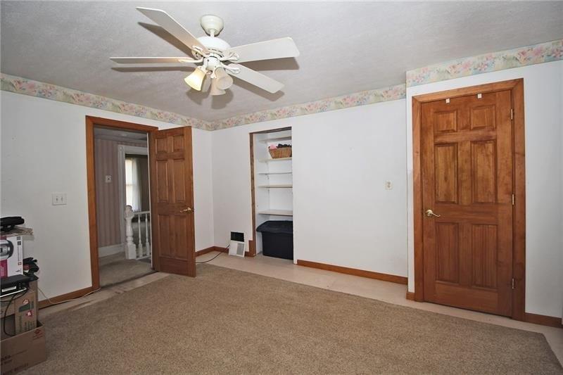 W 9th St, Beaver Falls, PA 15010