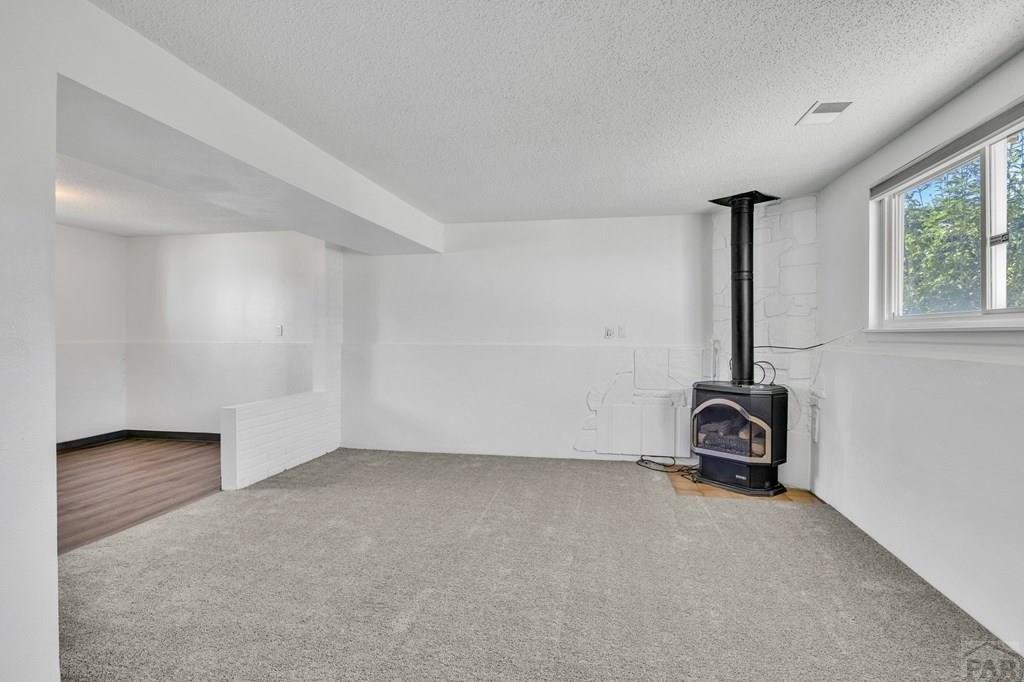 Canterbury Ln, Pueblo, CO 81005