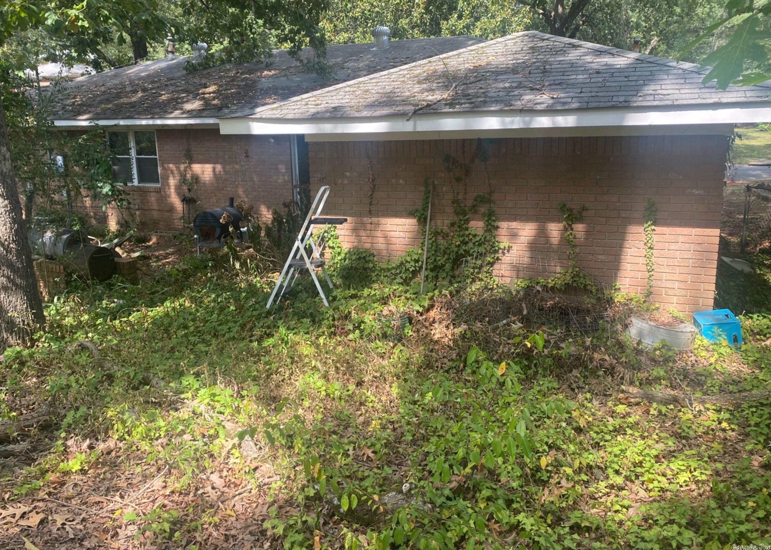 Cinderella Cir, Little Rock, AR 72204