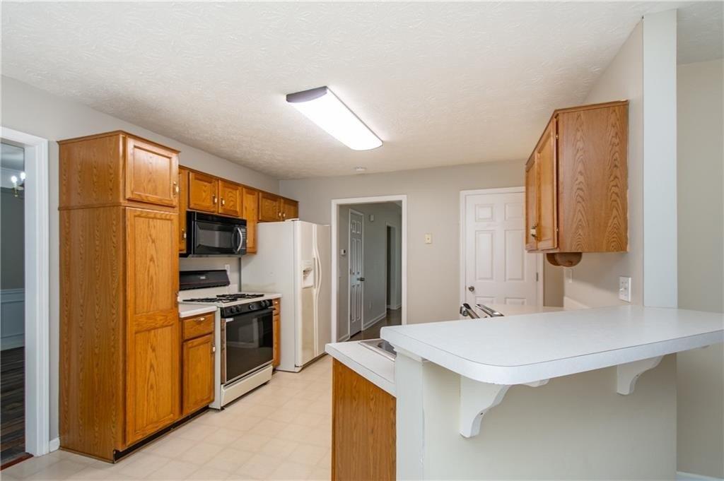 Bexhill Dr, Lawrenceville, GA 30043
