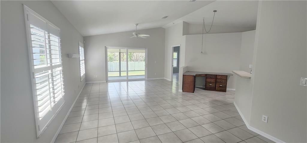 10th Pl, Vero Beach, FL 32960