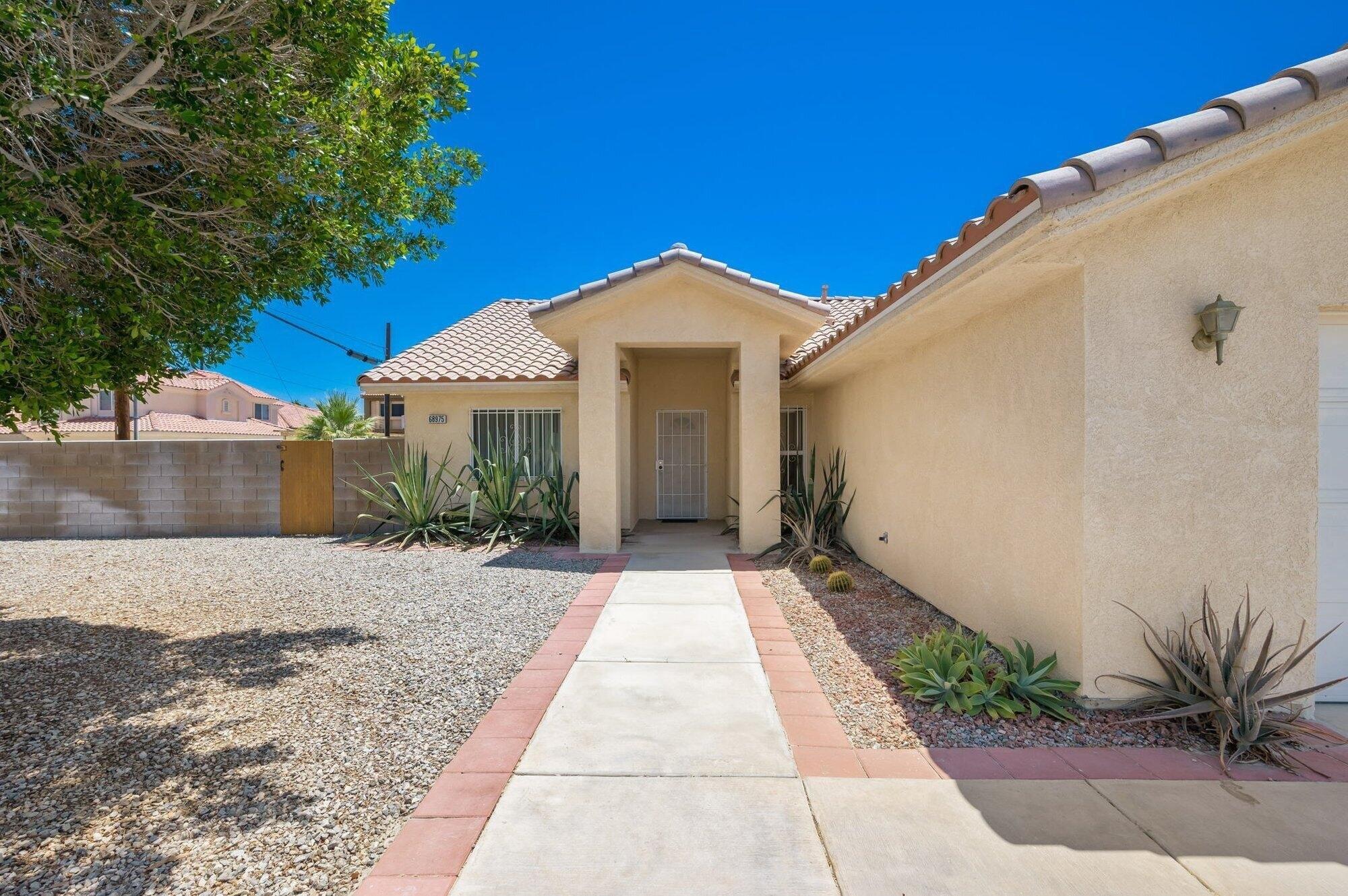 Corral Rd, Cathedral City, CA 92234
