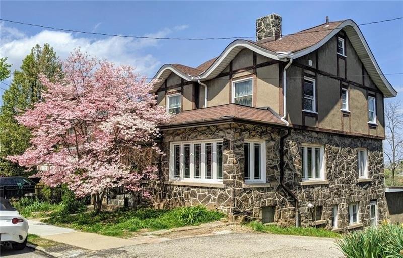 Perryview Ave, Pittsburgh, PA 15214
