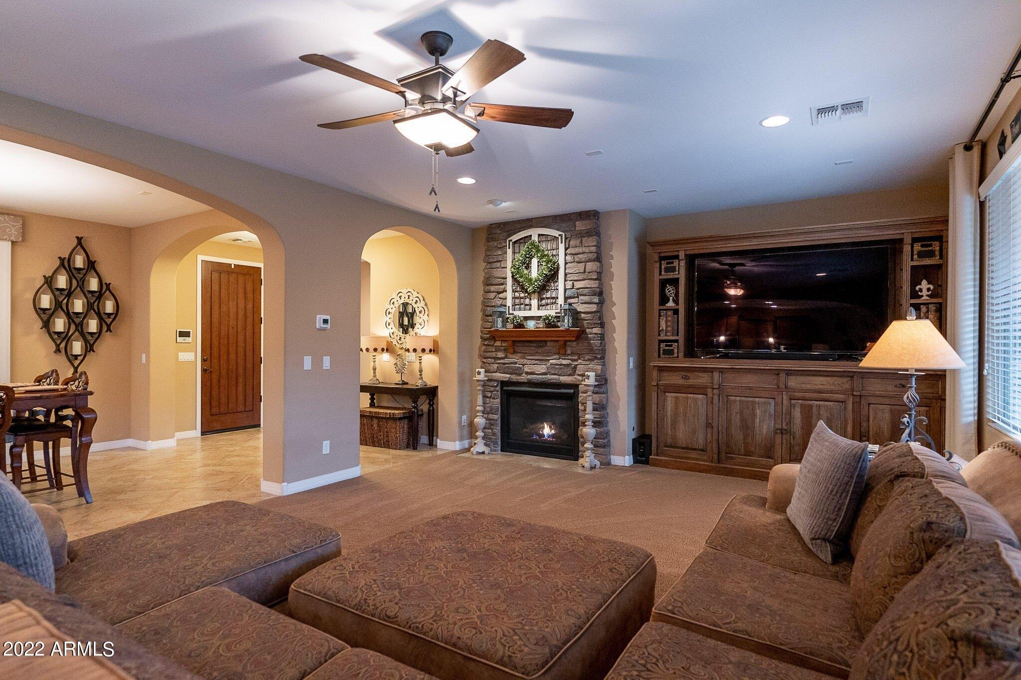 S Whitman, Mesa, AZ 85212
