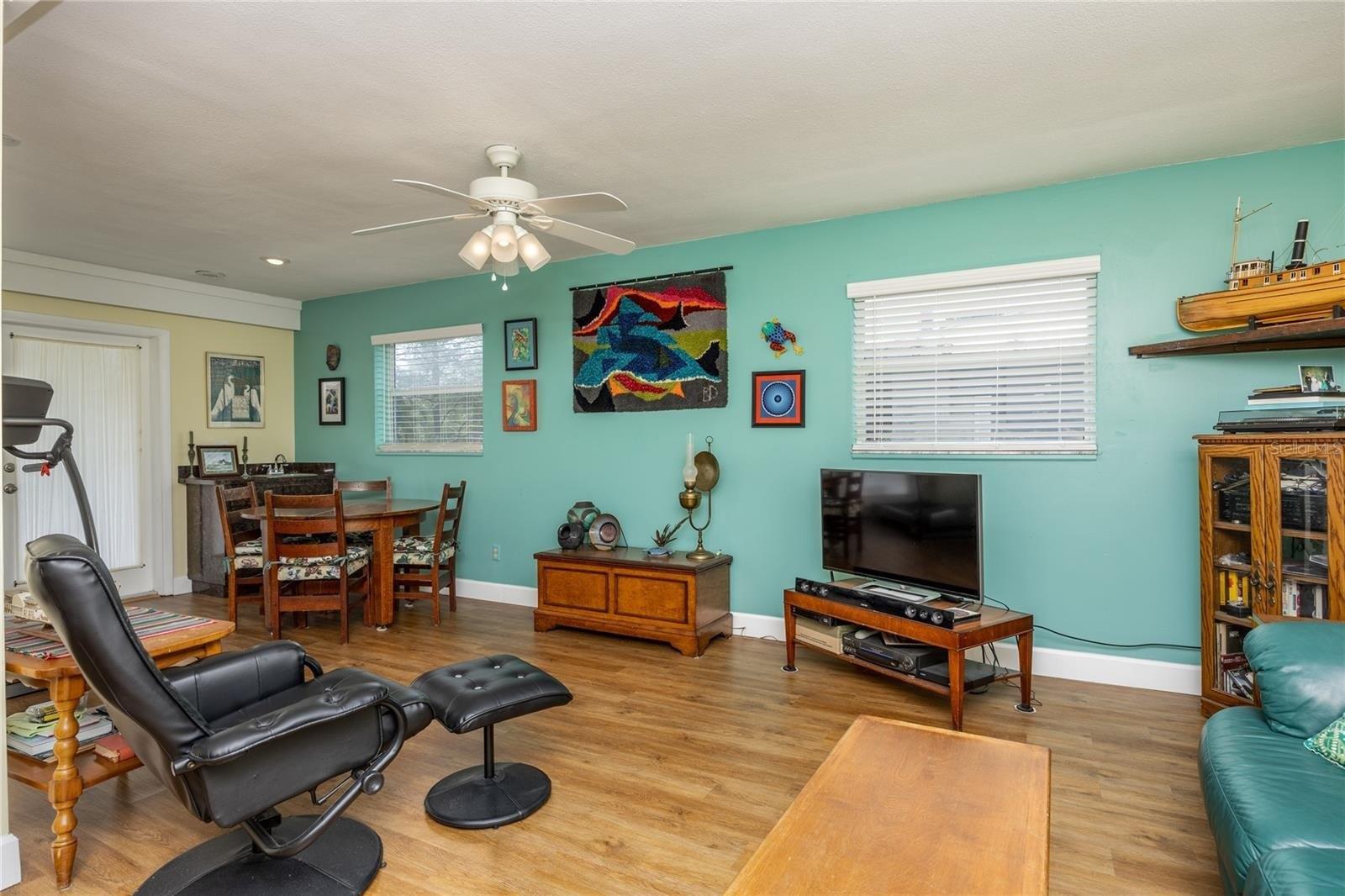 Beaver Dr, Tarpon Springs, FL 34689