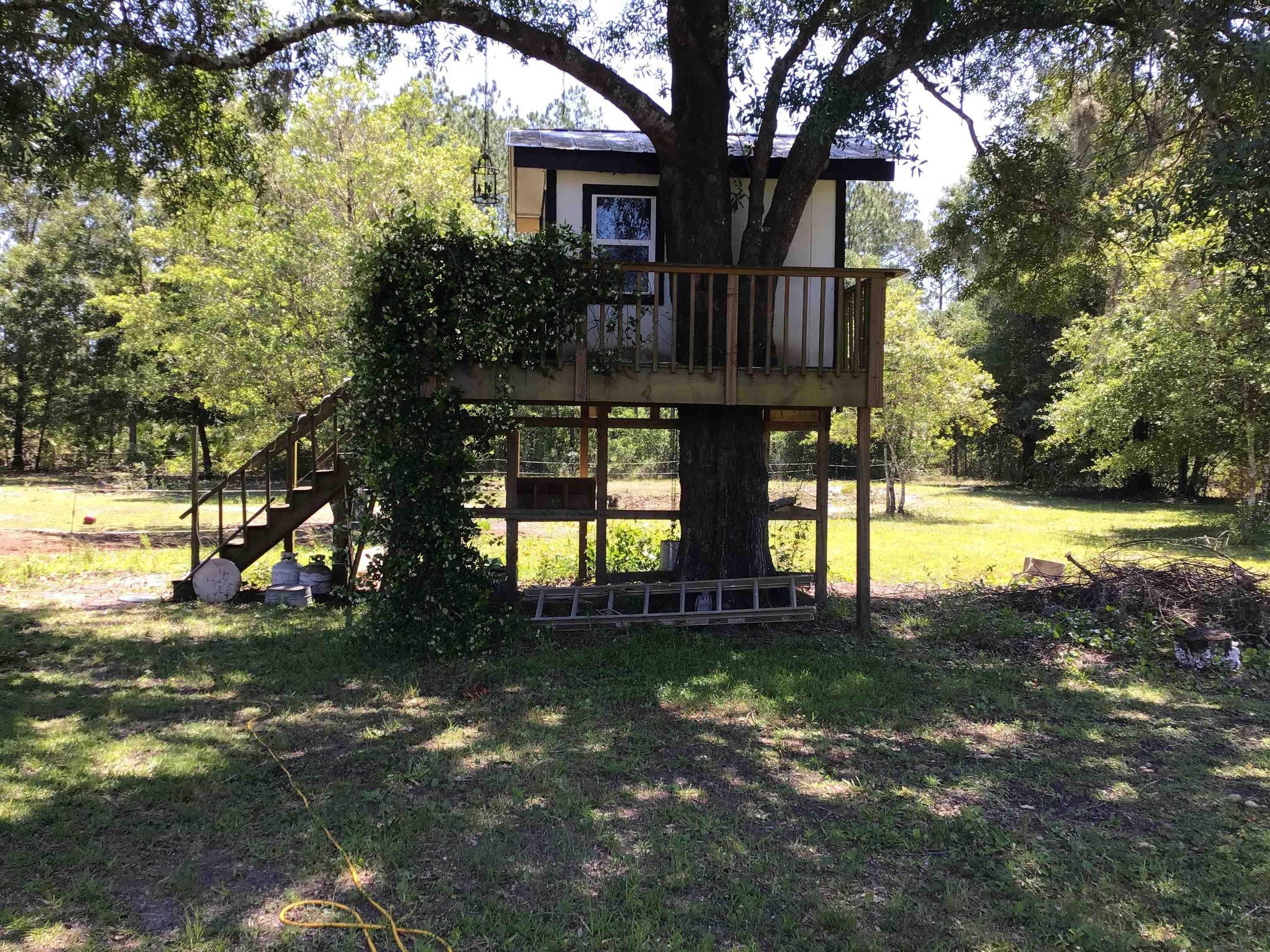 Division St, Hastings, FL 32145