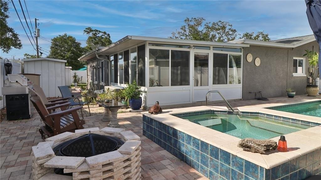Dolphin Blvd S, Saint Petersburg, FL 33707