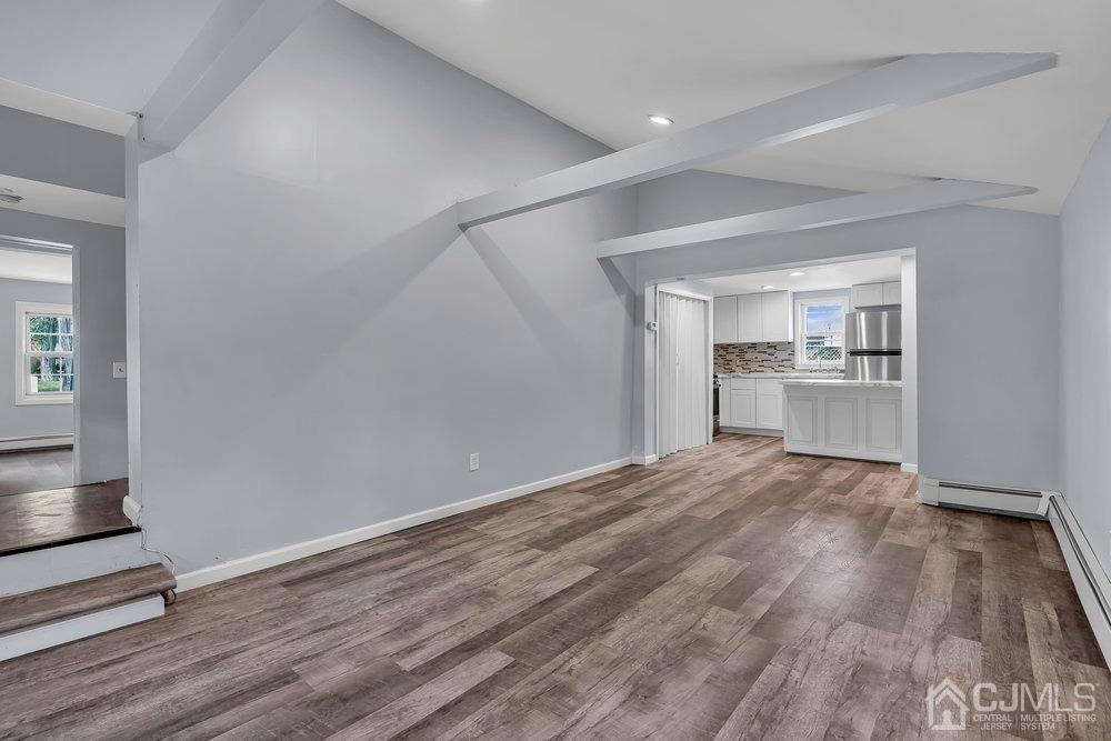 Main St, East Brunswick, NJ 08816
