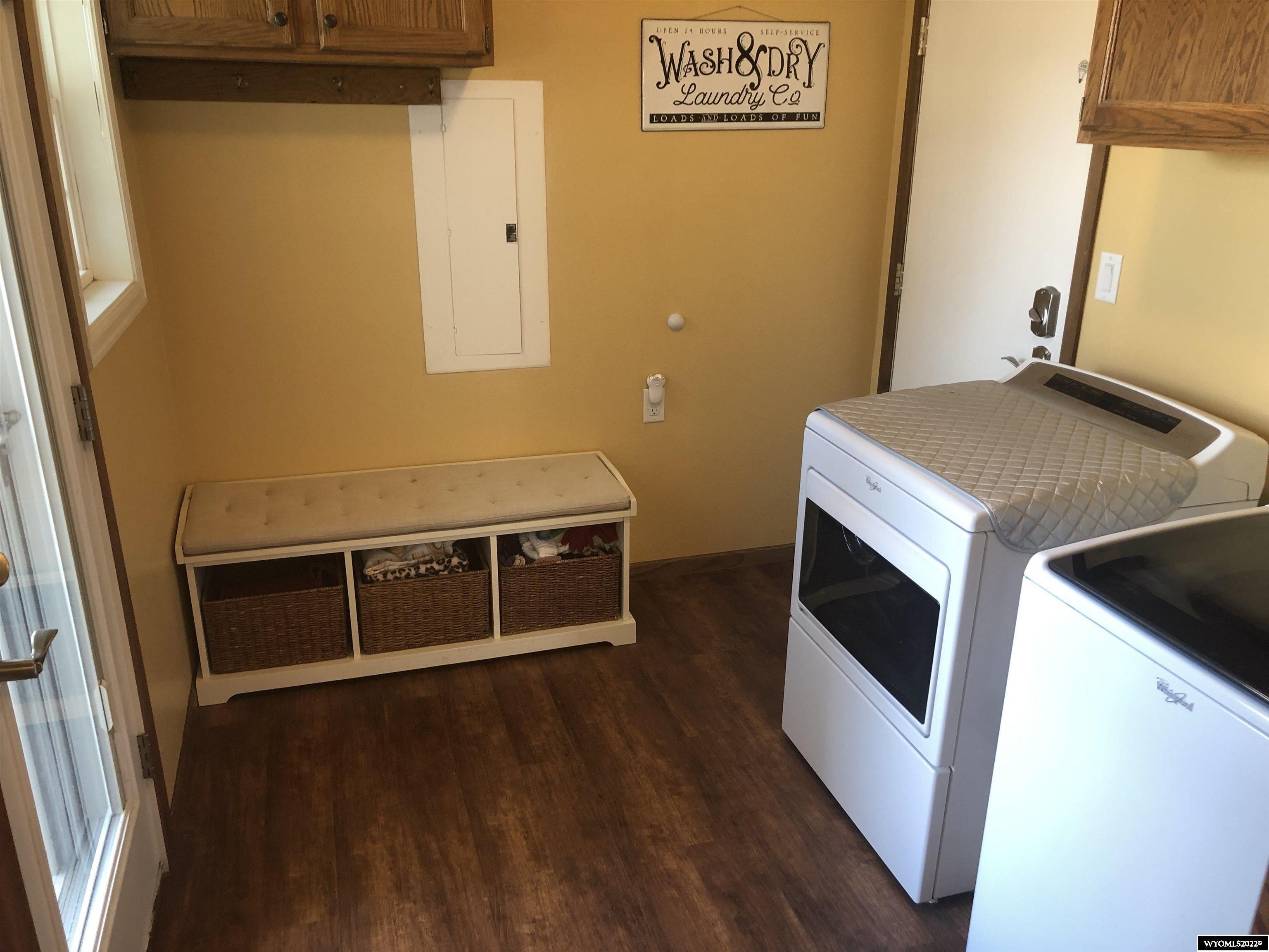 Grandview Ln, Riverton, WY 82501