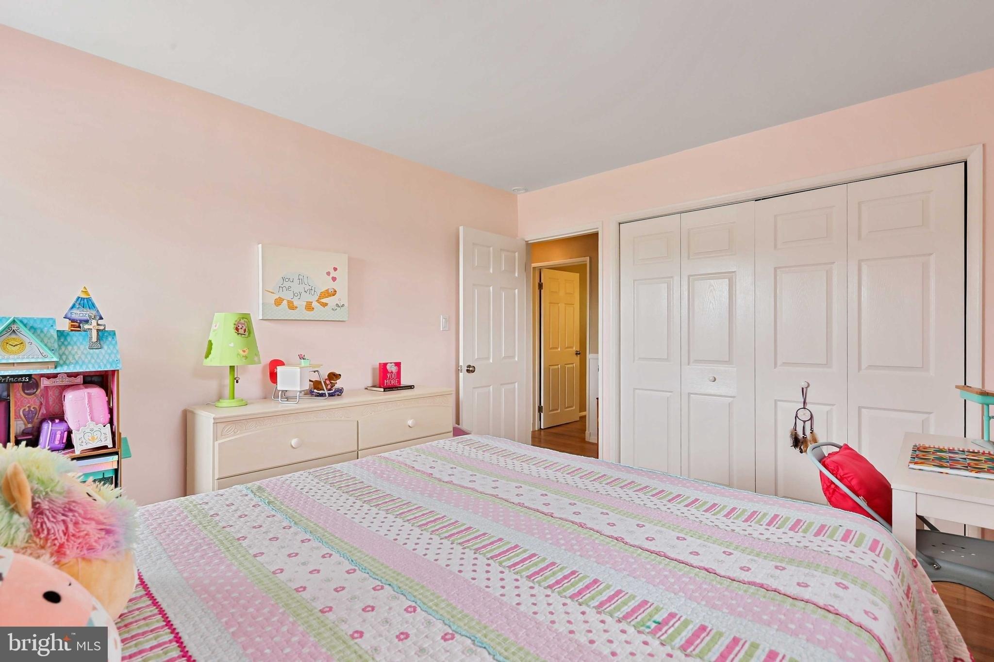 Londonderry Rd, Lutherville Timonium, MD 21093