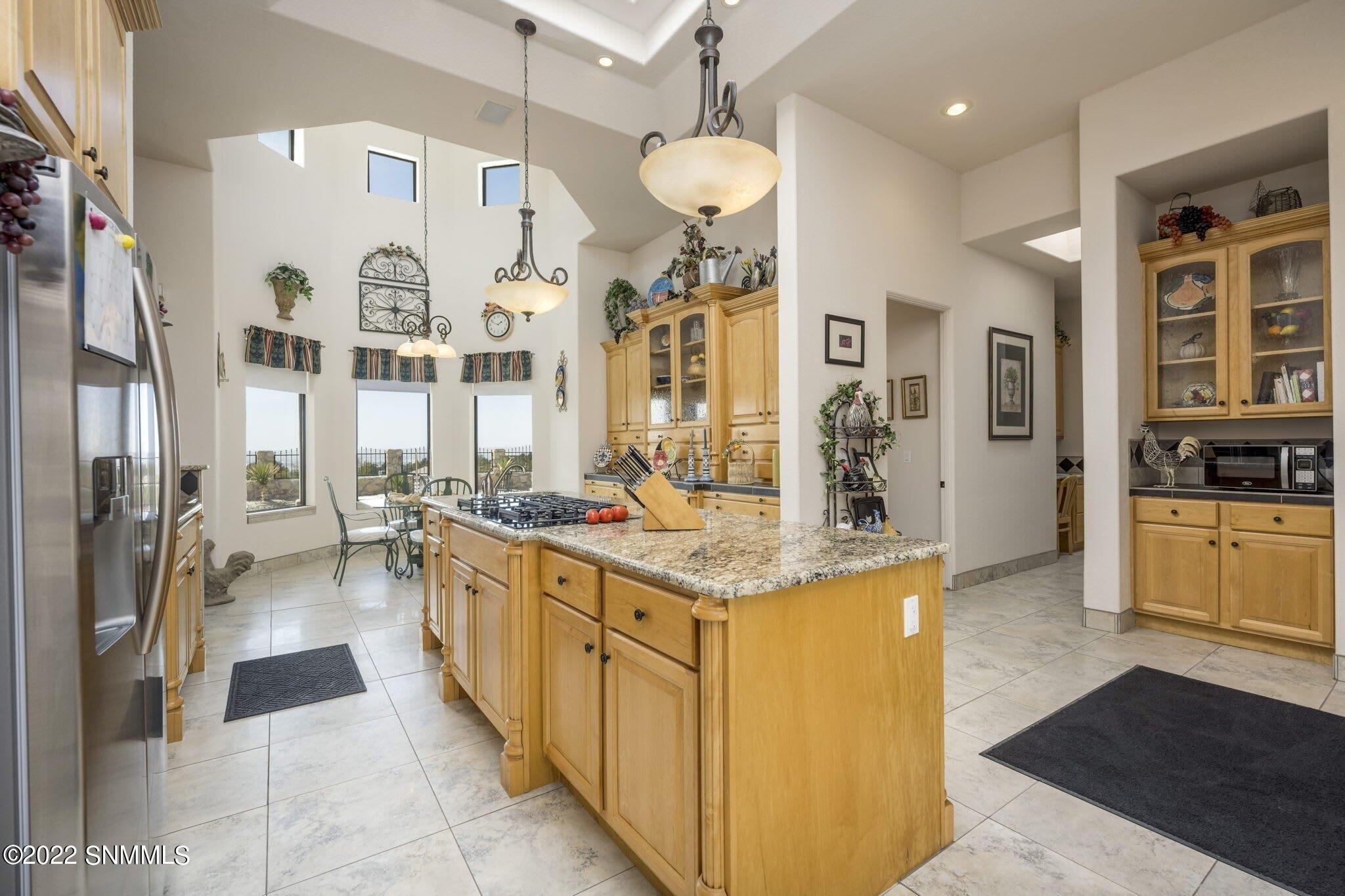 Roadrunner Cir, Las Cruces, NM 88011