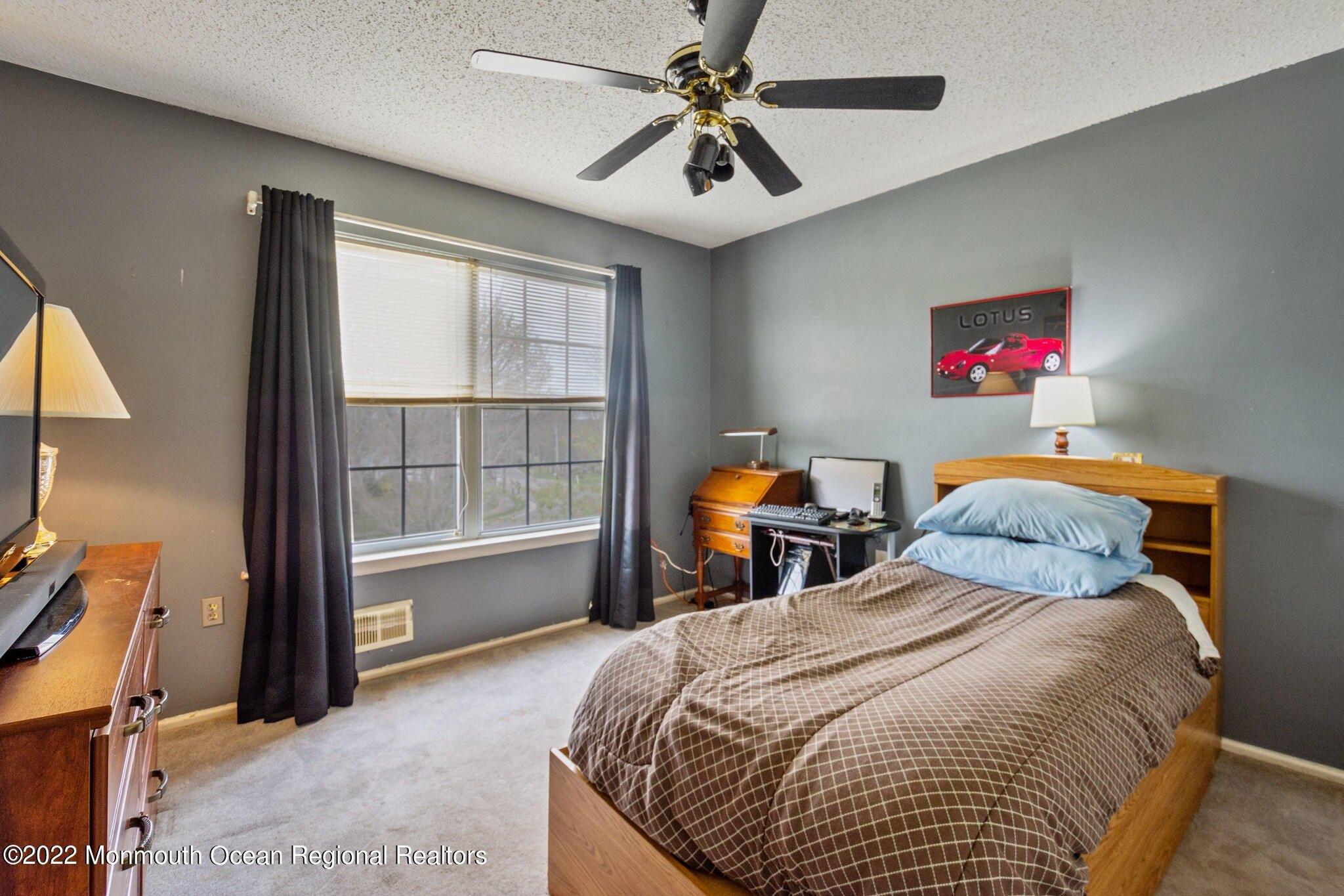 Holly Berry Ln, Brick, NJ 08724