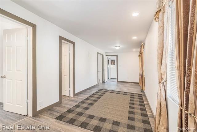 Grand Lake St, Saint Clair Shores, MI 48080