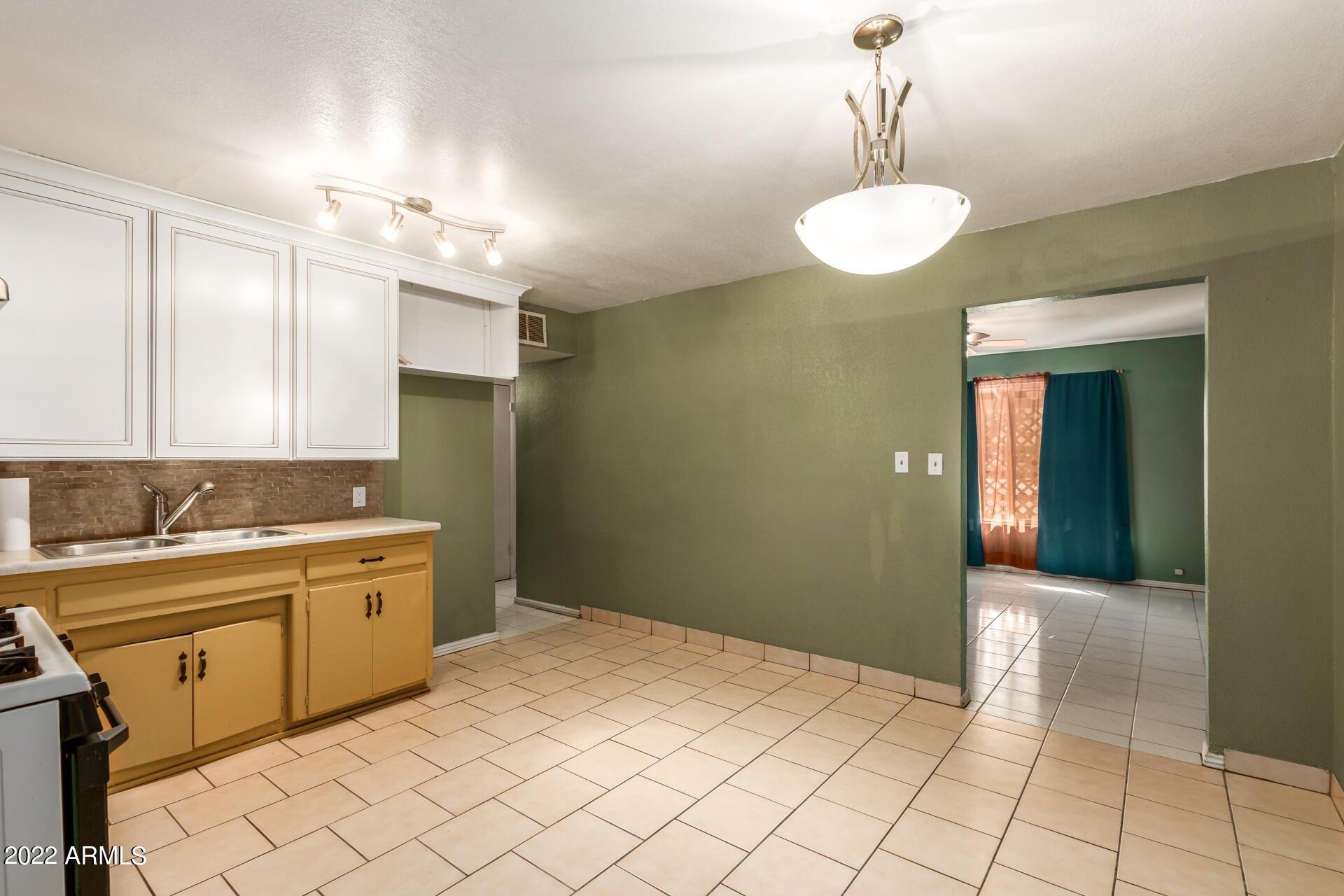 W Bethany Home Rd, Phoenix, AZ 85017