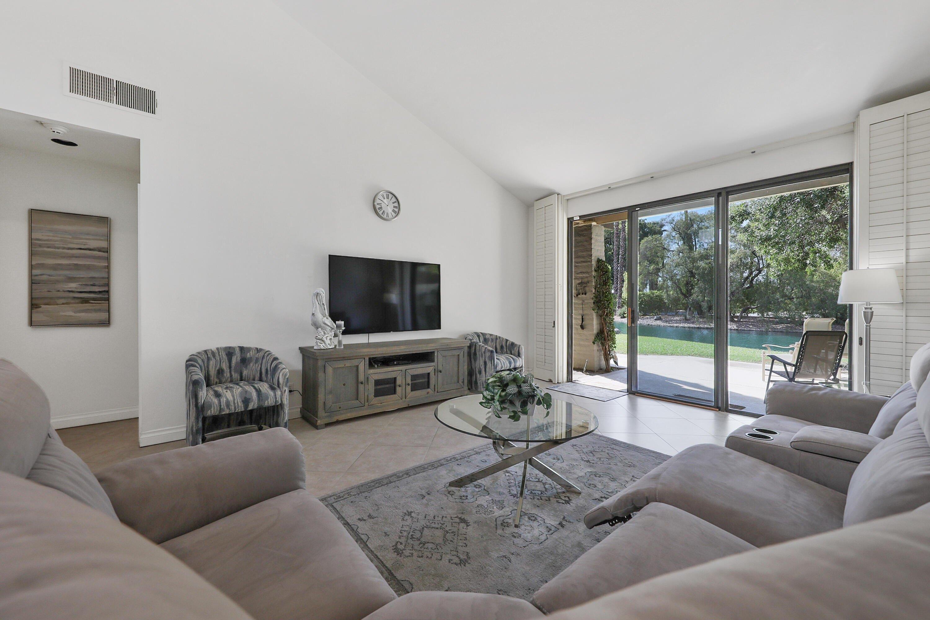 Bouquet Canyon Dr, Palm Desert, CA 92211