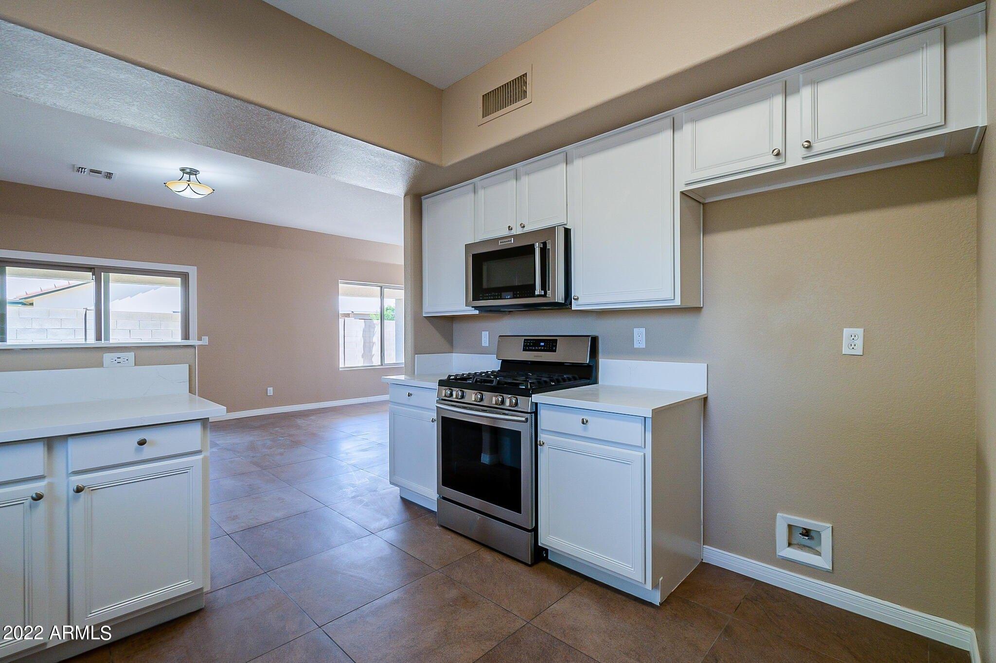 S Cottonwood Ct, Gilbert, AZ 85296