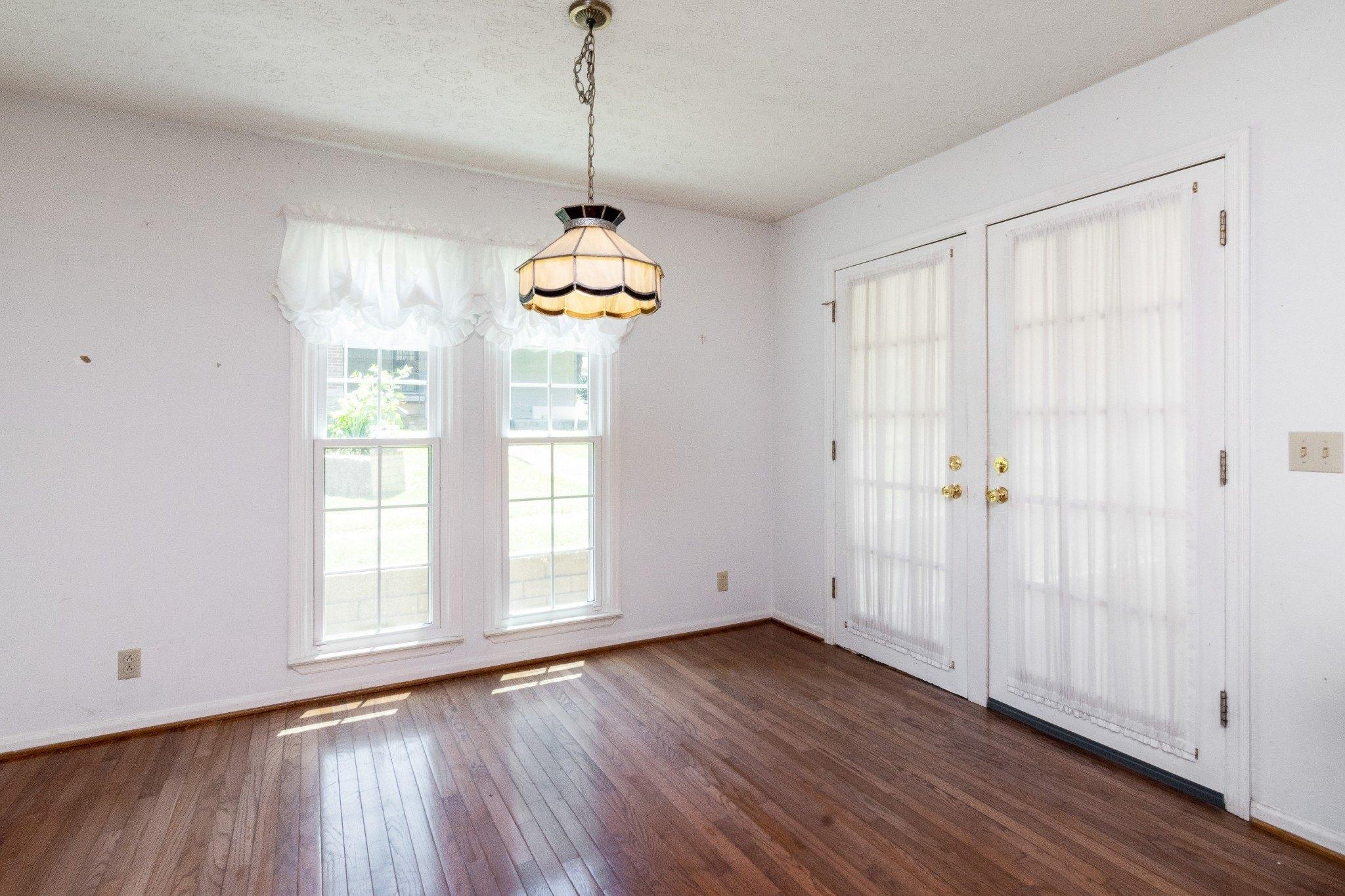 W Marthona Rd, Madison, TN 37115