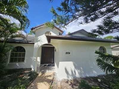 Se Floresta Dr, Port Saint Lucie, FL 34983