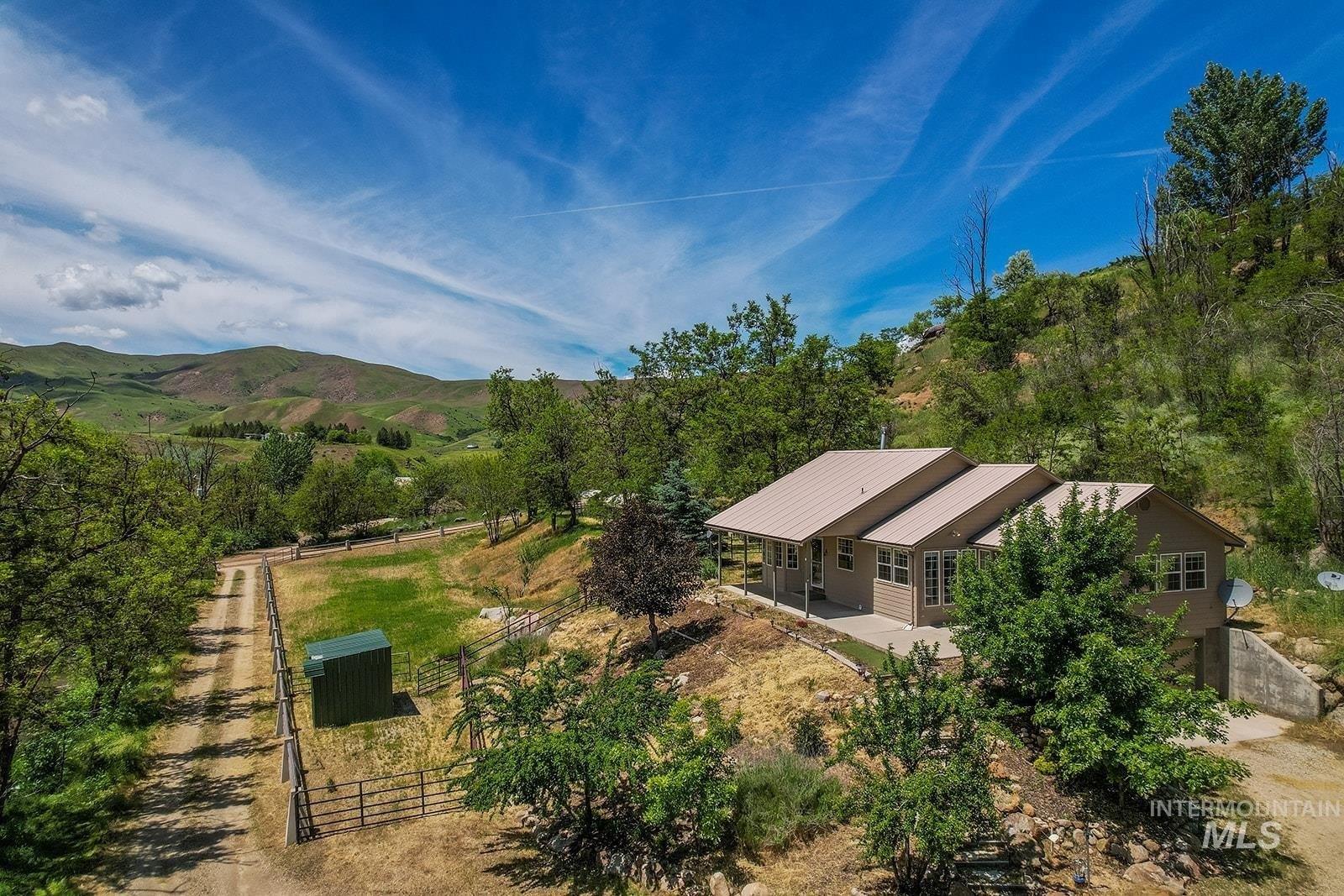 Branch Rd, Horseshoe Bend, ID 83629