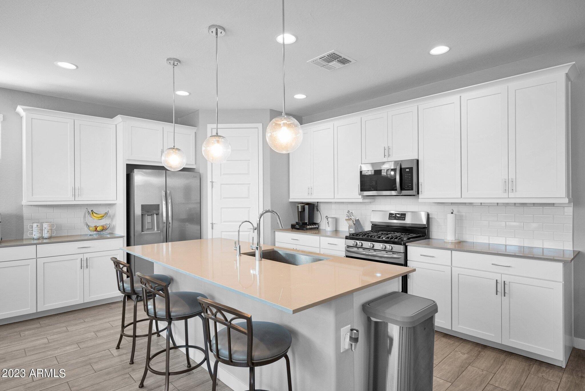 E Palmdale Ln, Gilbert, AZ 85298