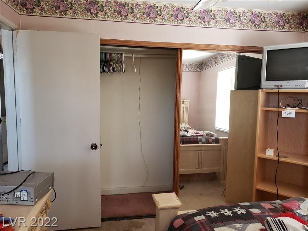 Apache Ln, Las Vegas, NV 89107