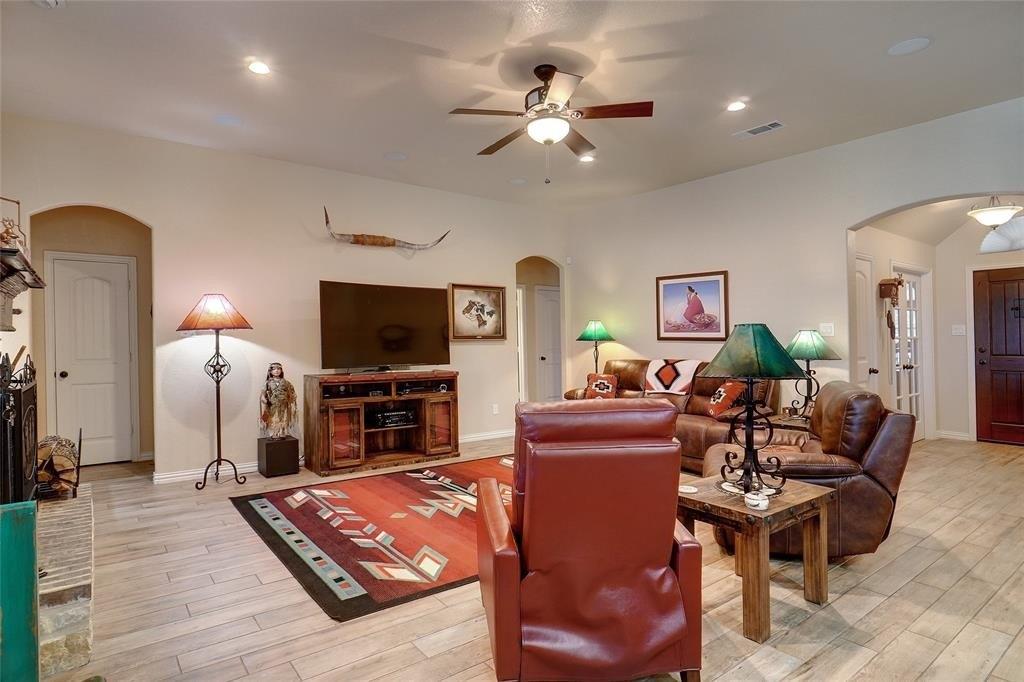 Highland Hills Blvd, Decatur, TX 76234