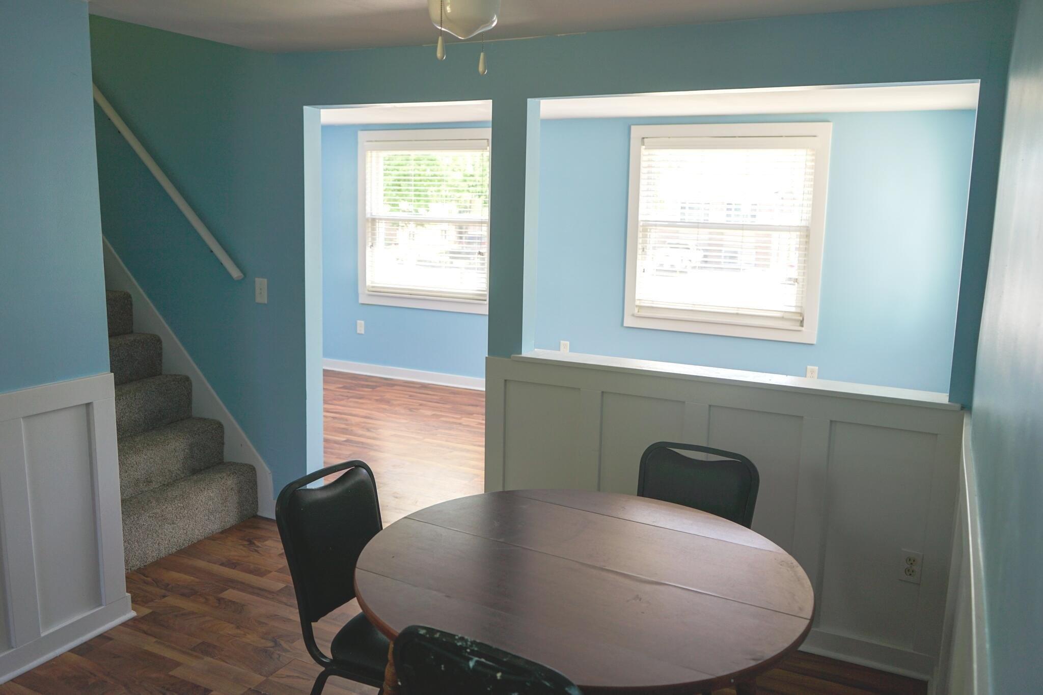 Charlesgate Ave Sw, Wyoming, MI 49509