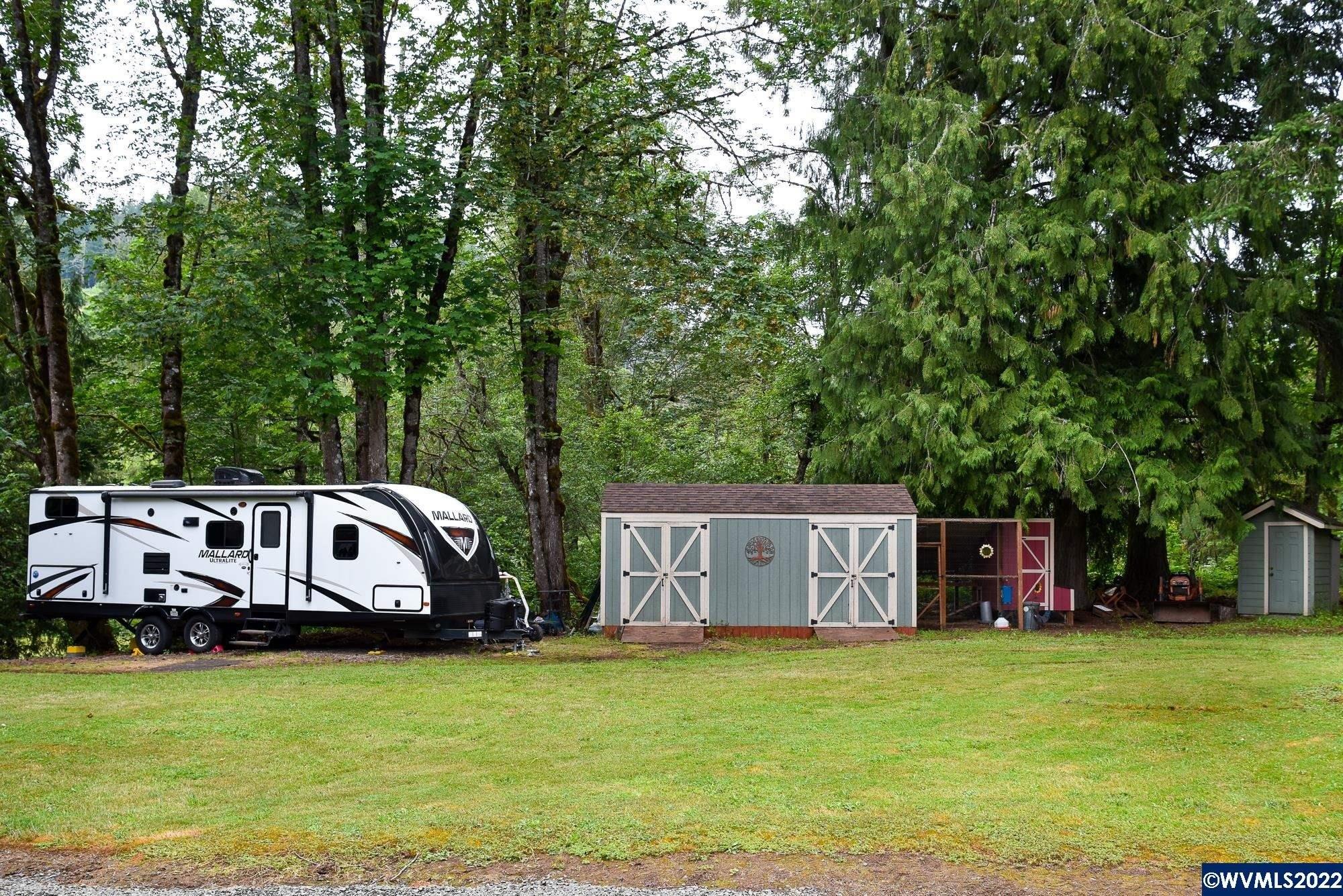 Island Inn Dr, Lebanon, OR 97355