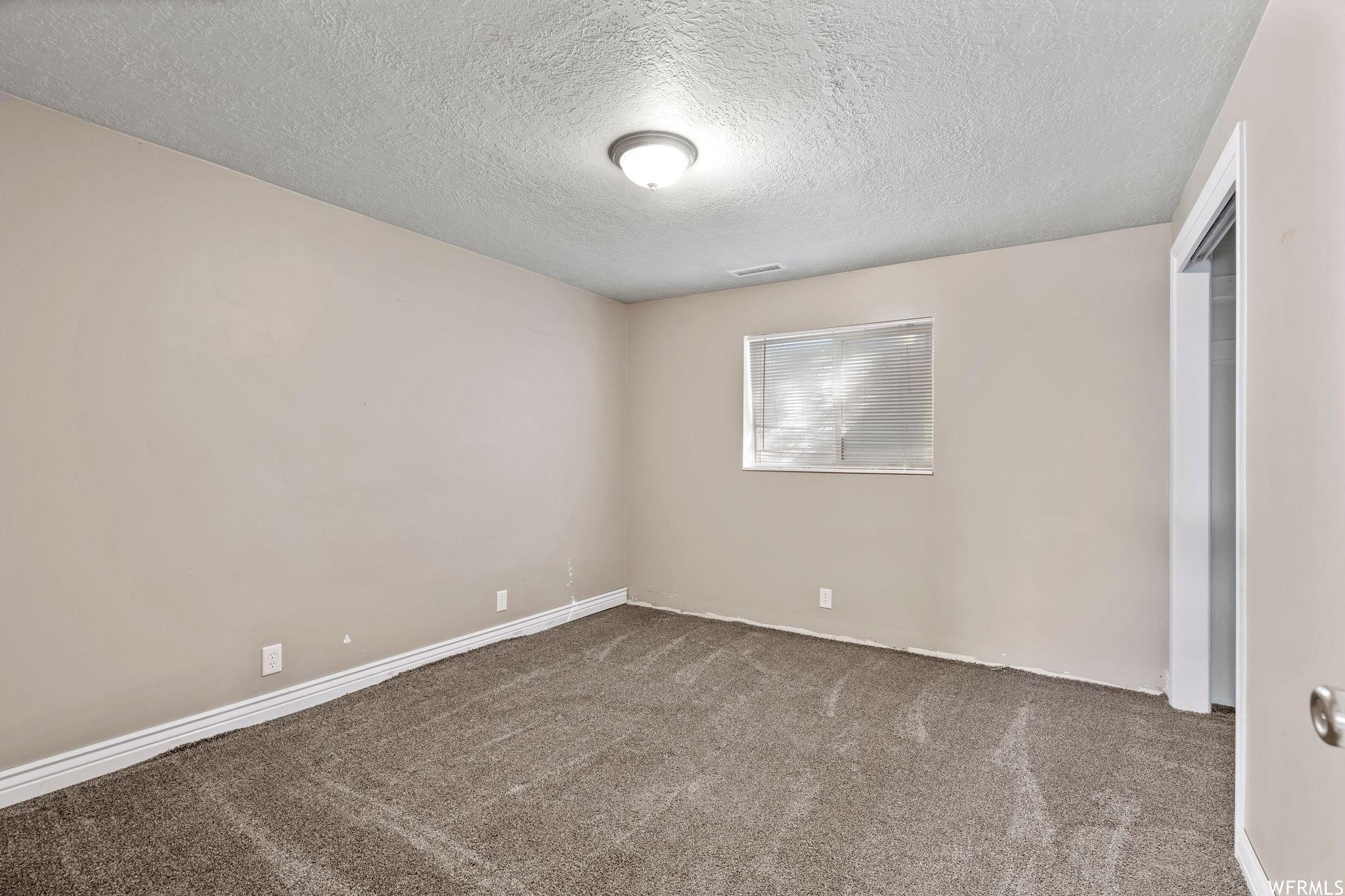 E Howard Dr, Sandy, UT 84070