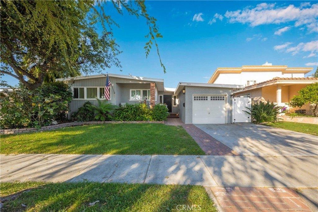 Senasac Ave, Long Beach, CA 90808