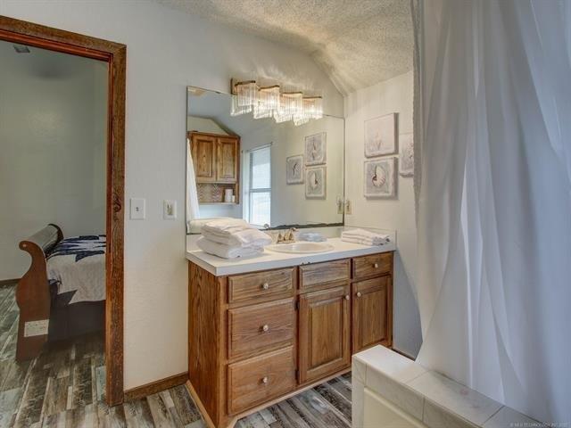 E 873 Rd, Park Hill, OK 74451