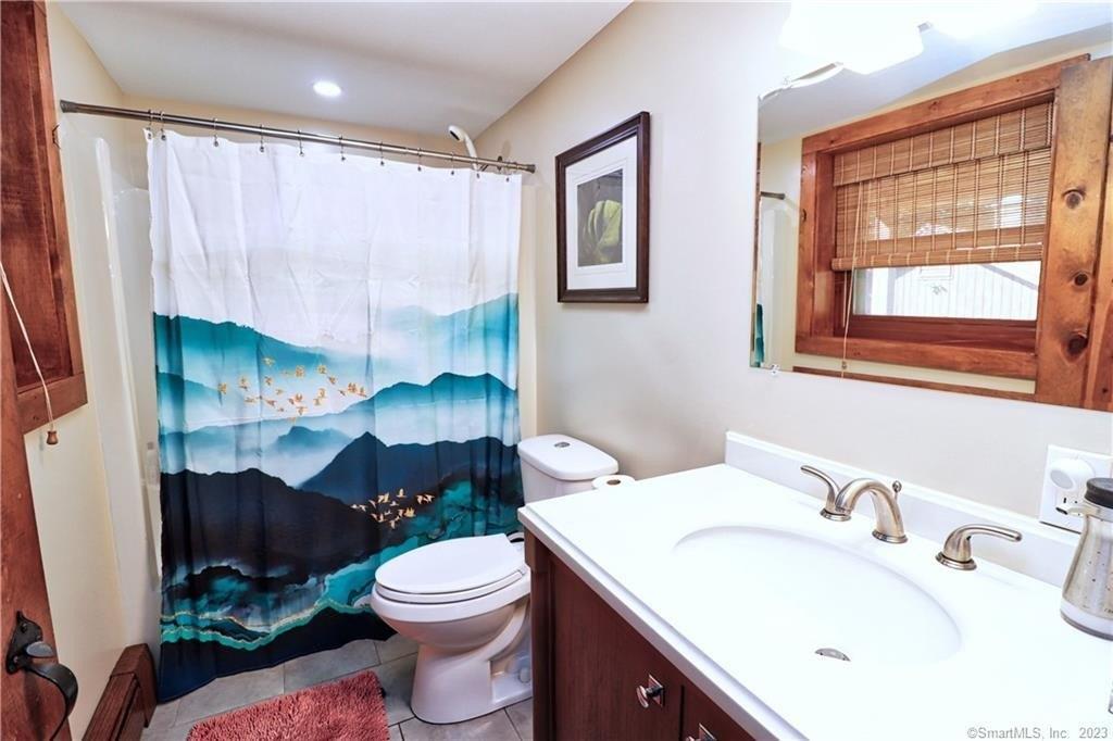 Shelton Ave, Wolcott, CT 06716