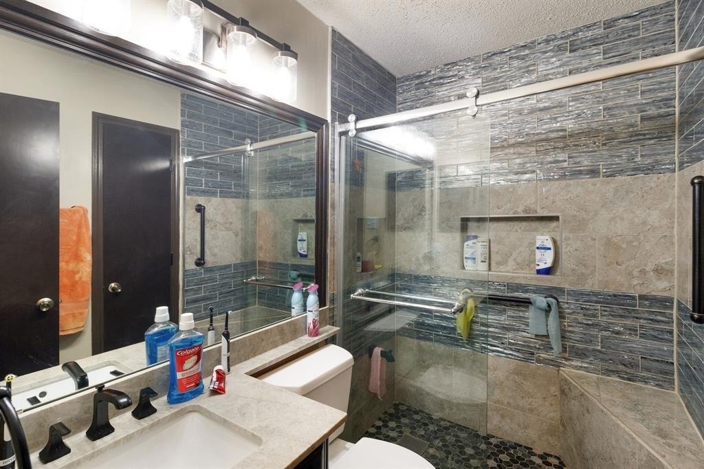 Beavers Bend Trl, Grand Prairie, TX 75052