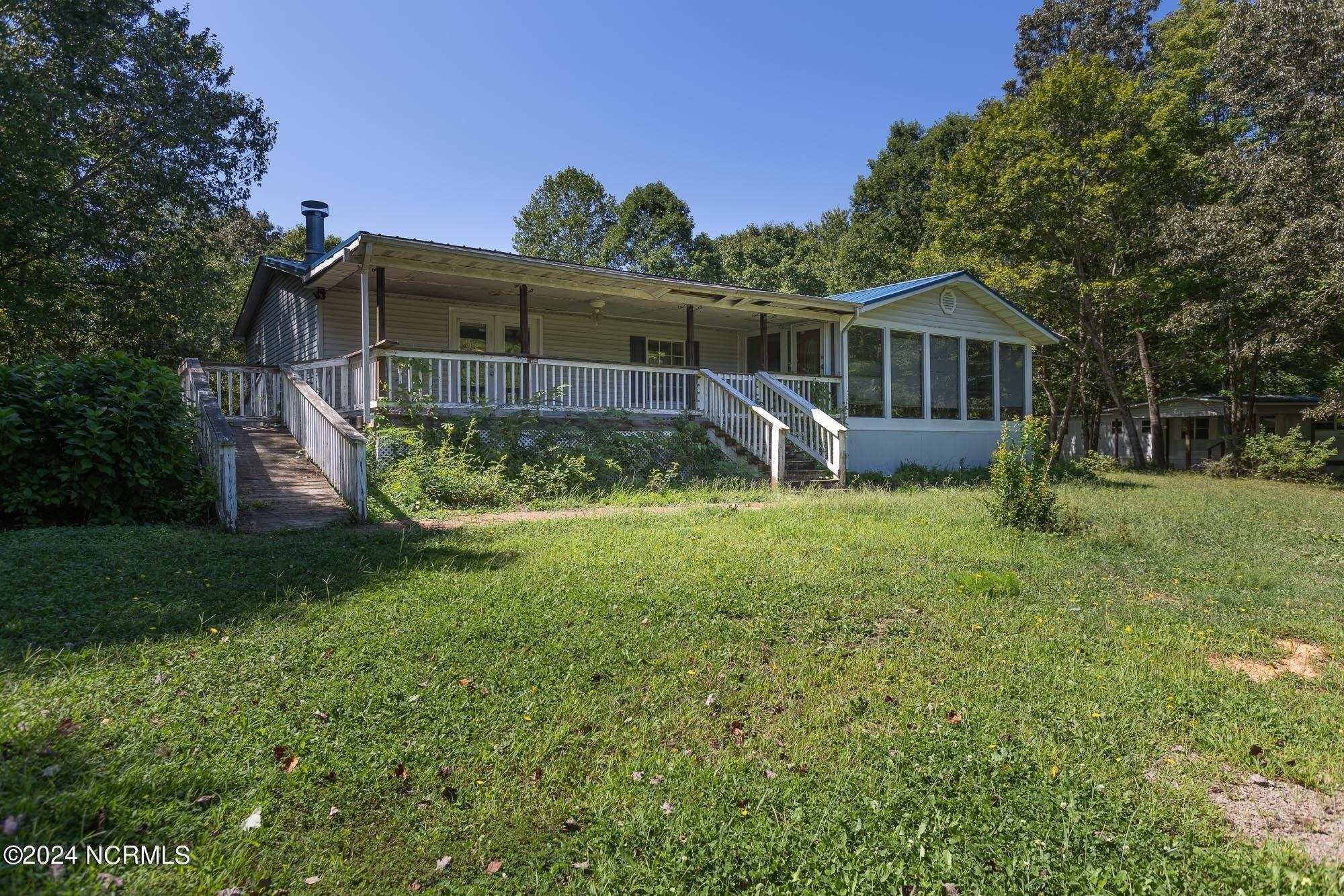 Lick Creek Dr, Carthage, NC 28327