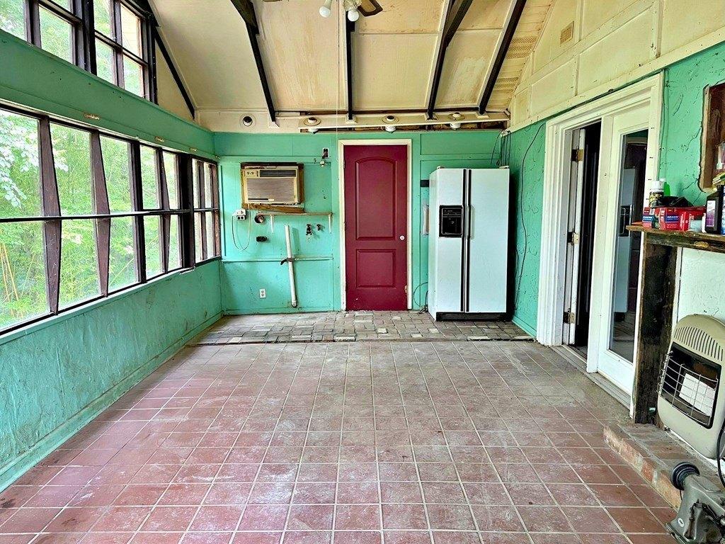 White Oak Dr, Decatur, TN 37322
