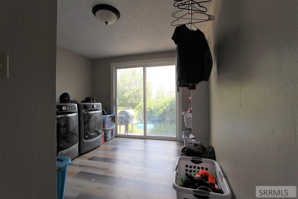 College St, Mackay, ID 83251