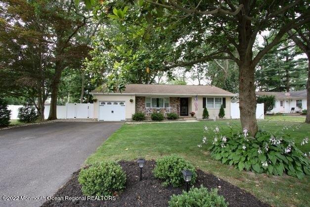 Steamer Ave, Manahawkin, NJ 08050