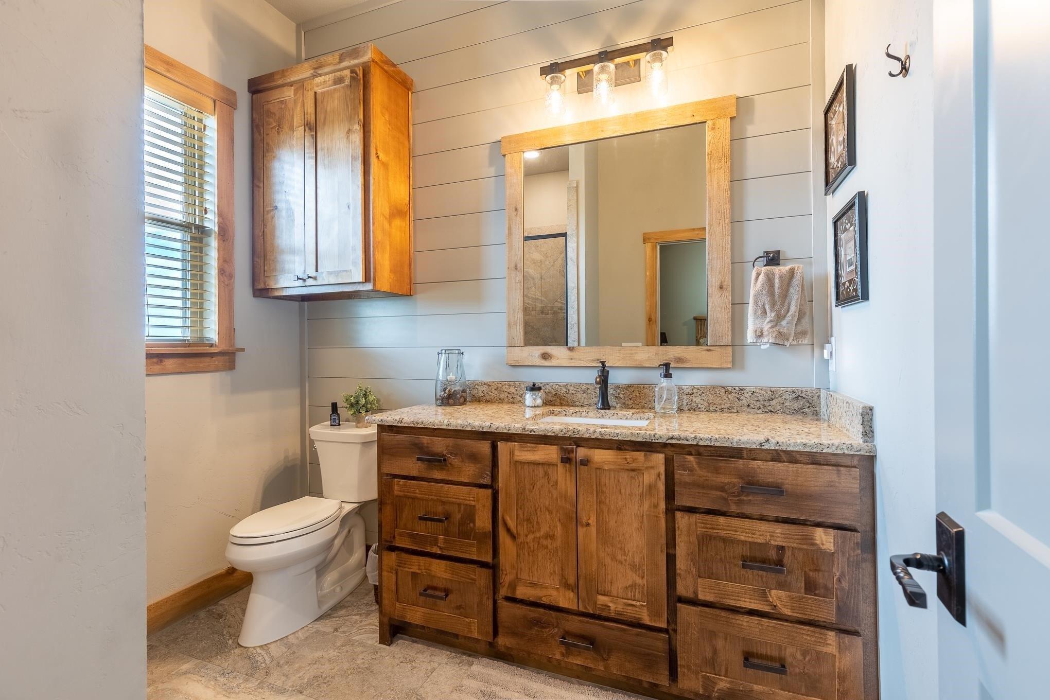Mesa Grande Ct, Marble Falls, TX 78654