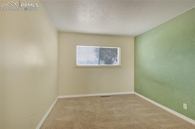 Clarksley Rd, Manitou Springs, CO 80829