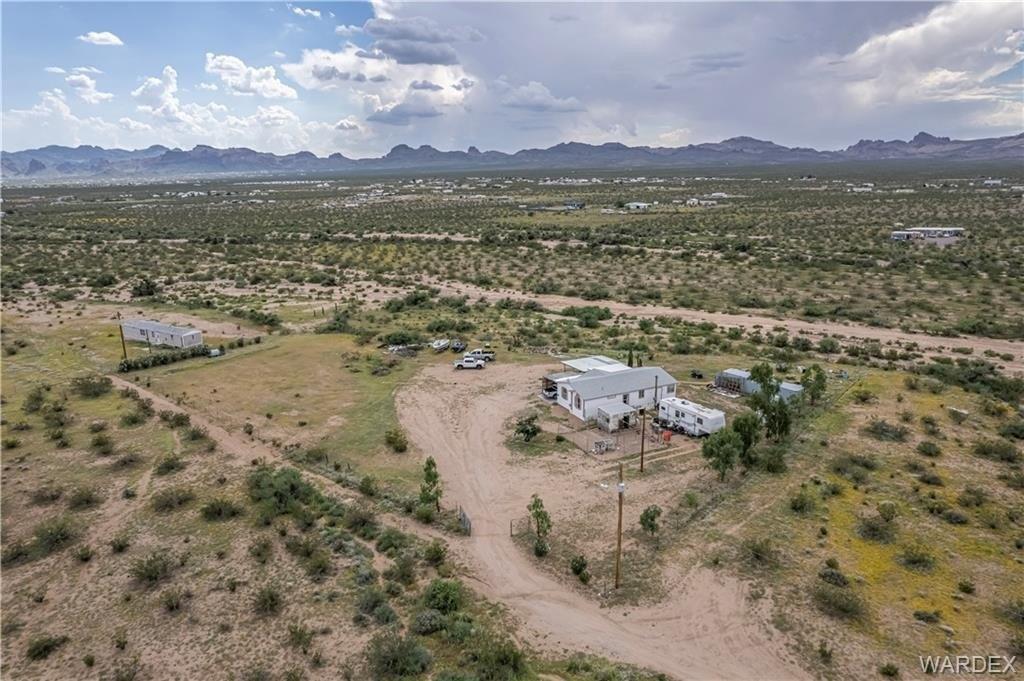 N Escuela Rd, Golden Valley, AZ 86413