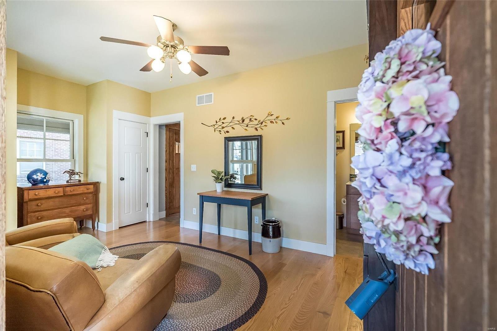 Amherst Ave, Saint Louis, MO 63130