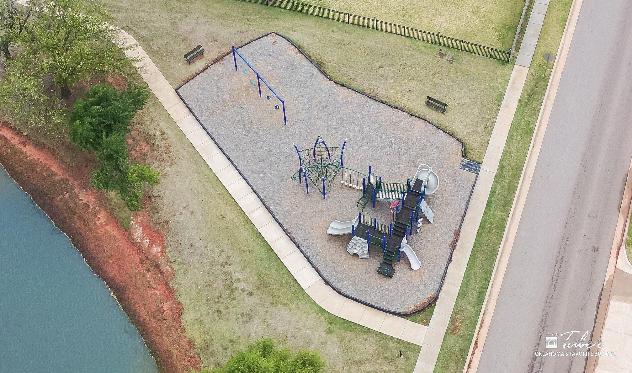 Ne 32nd St, Moore, OK 73160