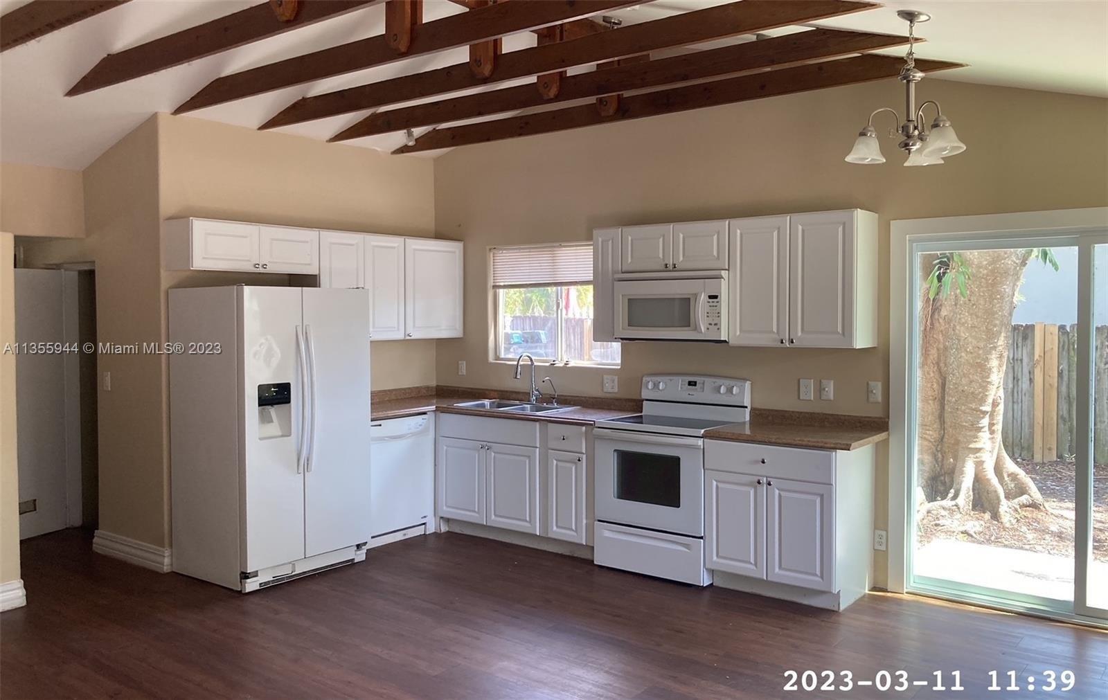 Frances Dr, Delray Beach, FL 33445