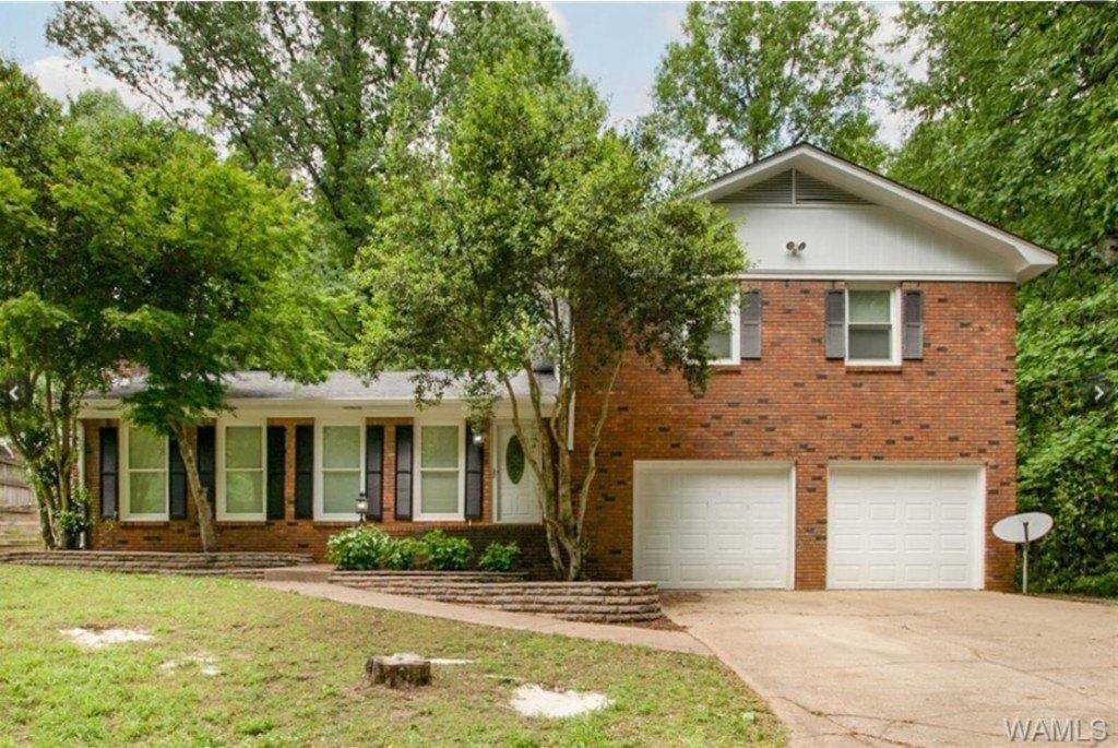 Pelham Heights Rd, Tuscaloosa, AL 35404